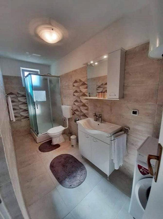 Ruralna Kuca Za Odmor Viktorija Villa Caglin Luaran gambar