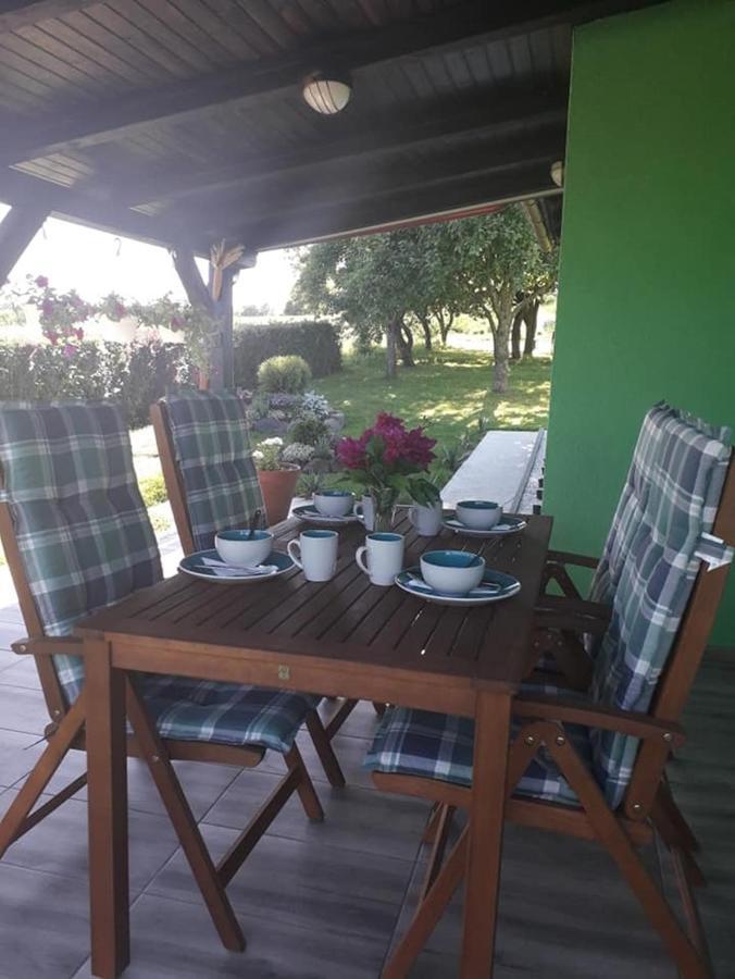 Ruralna Kuca Za Odmor Viktorija Villa Caglin Luaran gambar
